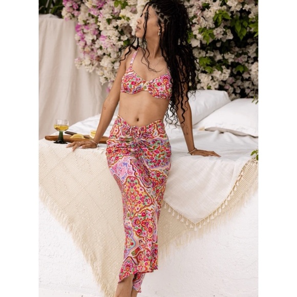 RESA Dresses & Skirts - Resa Ziggy Skirt in Sayulita Pink Floral Medallion Satin Ruched Midi Skirt XS